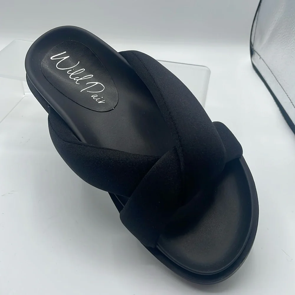 Wild Pair Beck Neon Black Women's slide Sandals NEW  SZ: 5
